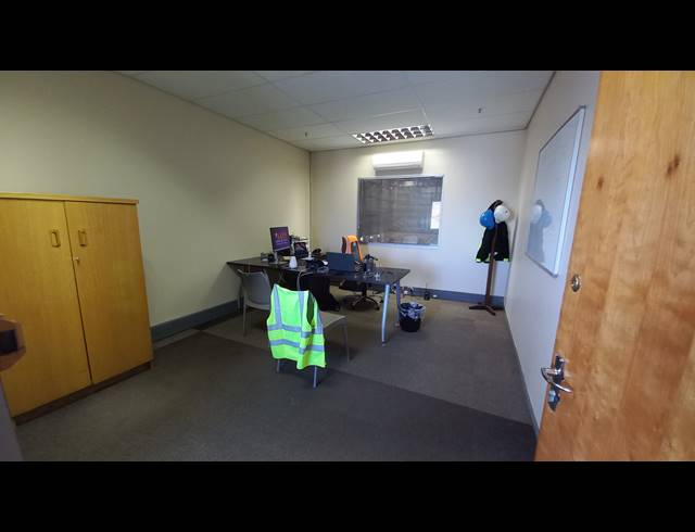 12,400M² WAREHOUSE TO LET IN JET PARK